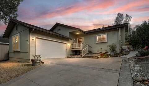 213 Lupine Lane, Murphys, CA 95247