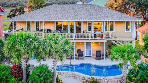 310 Lands End Street, Rockport, TX 78382