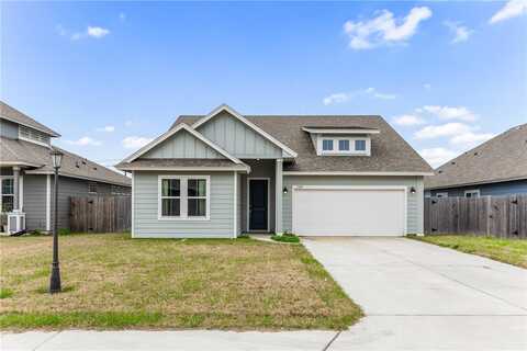 109 Highwood Drive, Rockport, TX 78382