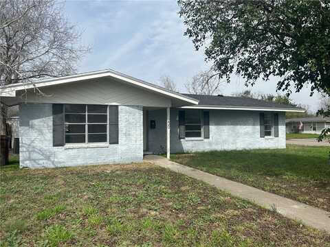 230 Carol Avenue, Kingsville, TX 78363