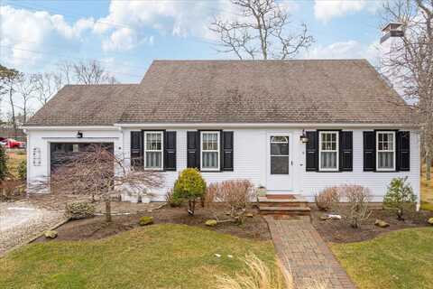 9 Sturbridge Way, Brewster, MA 02631