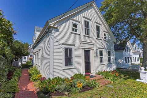 592 Commercial Street, Provincetown, MA 02657