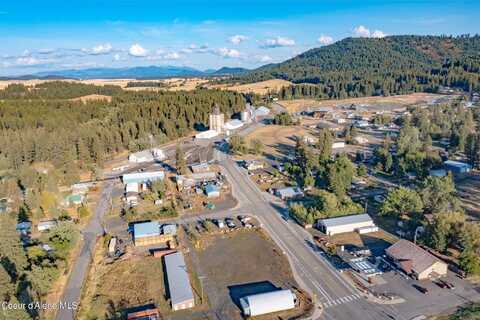 9813 W Highway 95 HWY, Worley, ID 83876