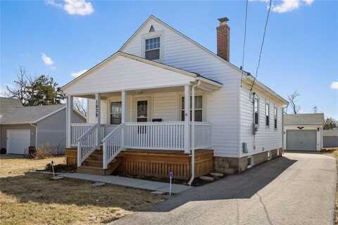 1939 Johnson, Cedar Rapids, IA 52405
