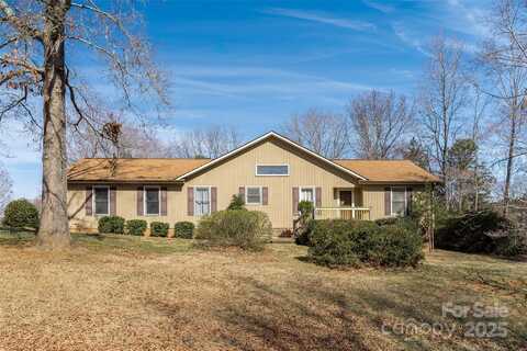 7753 Old Post Road, Denver, NC 28037