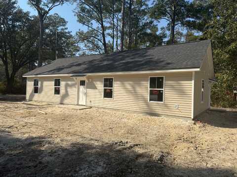 122 Thompson Street, Walterboro, SC 29488