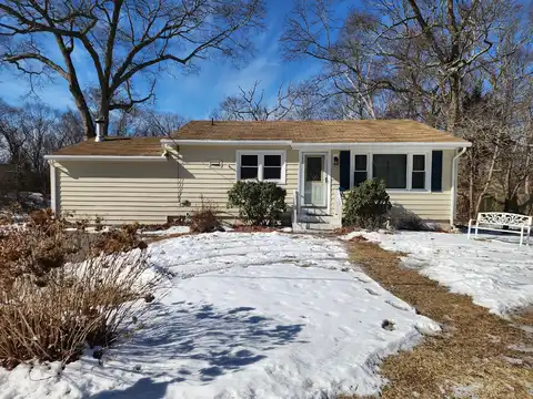 1 Marla Avenue, Ledyard, CT 06339