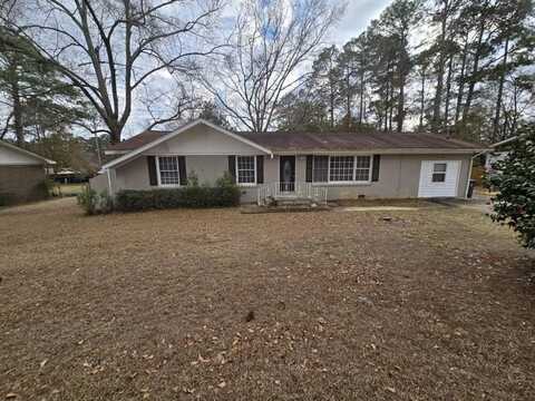 1905 Charlton Drive, Dothan, AL 36303