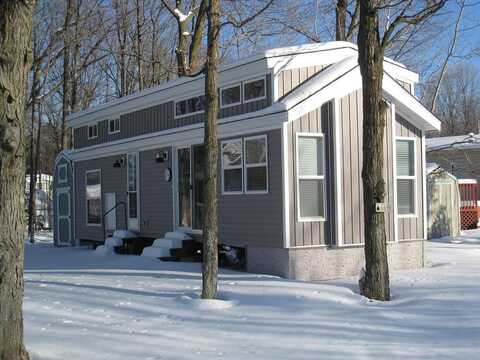 6639 N Rocky Ridge Circle, Sturgeon Bay, WI 54235