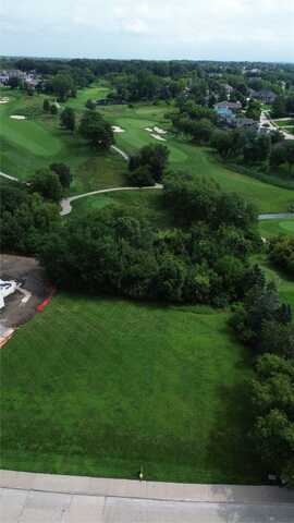 1720 Burr Oaks Drive, West Des Moines, IA 50266