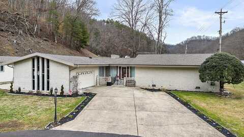 208 Keene Village, Raccoon, KY 41557