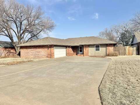 2818 Robin Ridge Rd, Woodward, OK 73801