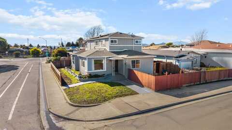 647 Stege Avenue, Richmond, CA 94804