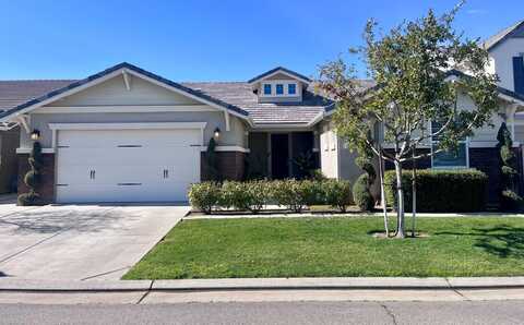 1642 Broadbent Lane N, Clovis, CA 93619