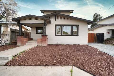 1530 Home Avenue E, Fresno, CA 93728