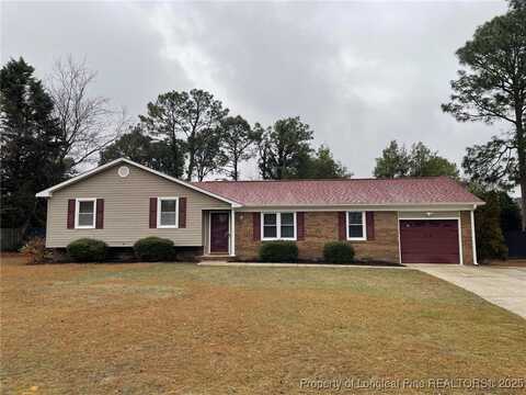 5920 Bishopgate Place, Fayetteville, NC 28304