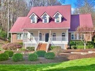100 SHADY OAKS DR., Franklin, NC 28734