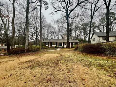 2480 GLENBONNIE Drive, Dunwoody, GA 30360