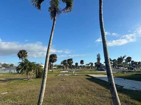 undefined, Fort Myers, FL 33908