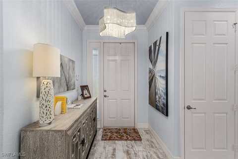 13528 Mandarin Circle, Naples, FL 34109