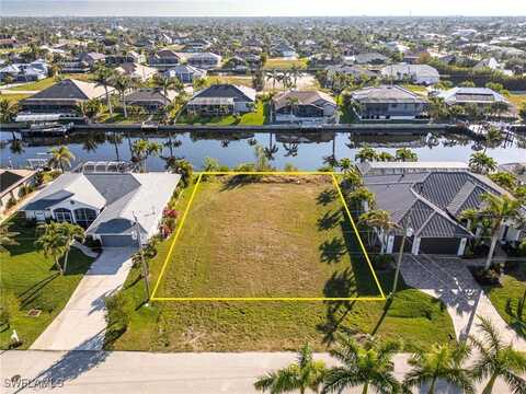 4113 SW 28th Place, Cape Coral, FL 33914