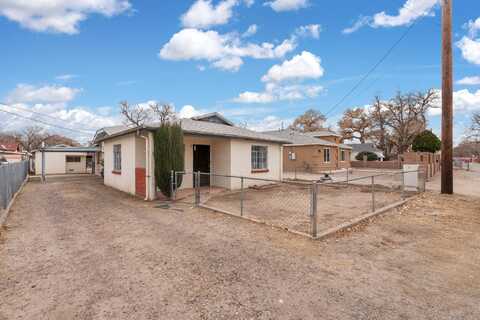 808 RIVERSIDE Drive SW, Albuquerque, NM 87105