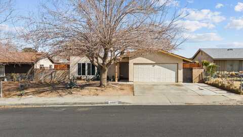 44044 Raysack Avenue, Lancaster, CA 93535