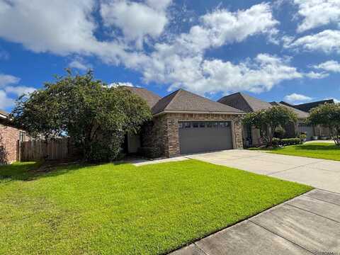 37184 Sills Dr, Prairieville, LA 70769