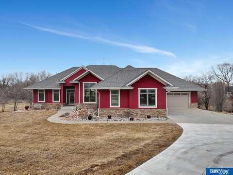 93 C Road, Eagle, NE 68347