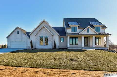 5045 S 223rd Plaza, Elkhorn, NE 68022