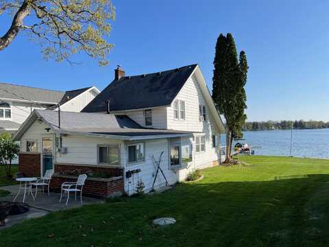 550 S Woodland Drive, Clarklake, MI 49234