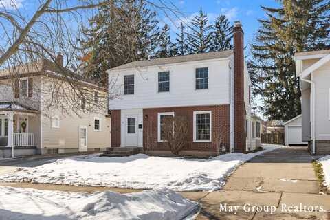 117 Baynton Avenue NE, Grand Rapids, MI 49503