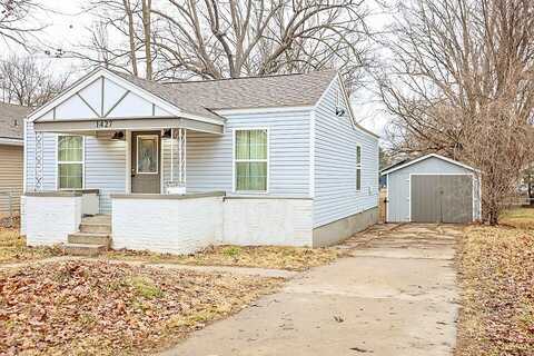 1427 W Thoman Street, Springfield, MO 65803