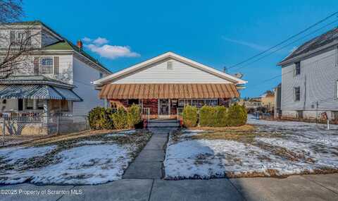 417 Throop Street, Dunmore, PA 18512