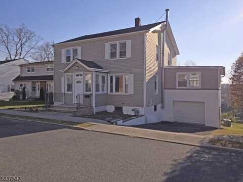 151 Sutton Ave, Totowa, NJ 07512