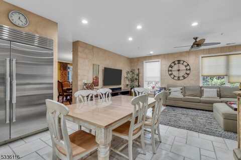 1212 Hamilton Dr, Rockaway, NJ 07866