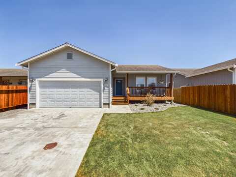 2443 Jones Avenue, McKinleyville, CA 95519