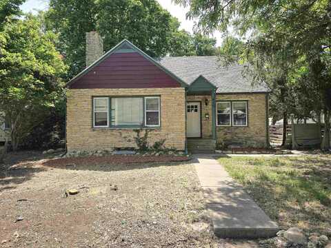 410 Walnut, Hays, KS 67601