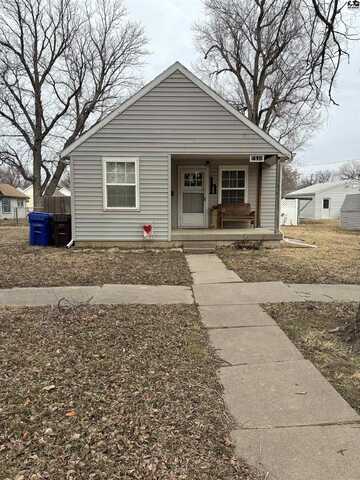 415 S Elm St, McPherson, KS 67460