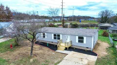 620 Lynn Street, Hurricane, WV 25526