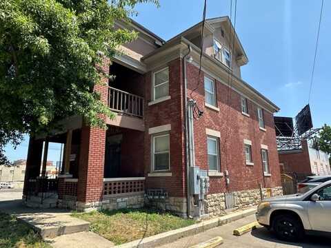 3809 Washington Street, Kansas City, MO 64111