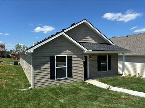 4909 S Creek Woods Drive, Saint Joseph, MO 64507