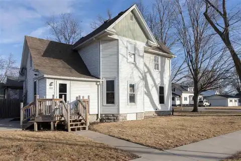 702 N 4th Ave, Washington, IA 52353