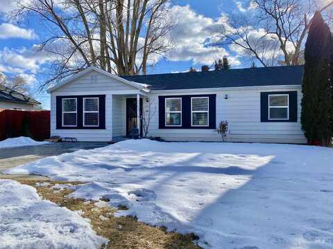 204 E D, Shoshone, ID 83352