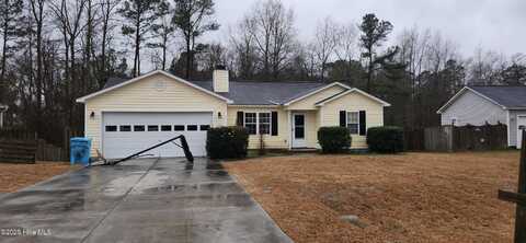 147 Wheaton Drive, Richlands, NC 28574