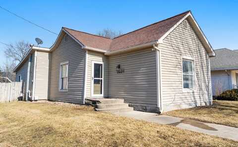 302 W Prairie Street, Leesburg, IN 46538