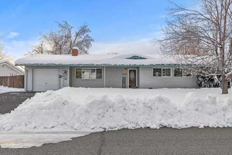 10448 Wright Avenue, Klamath Falls, OR 97603