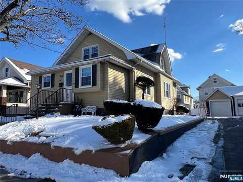 77 8th Street, Clifton, NJ 07011