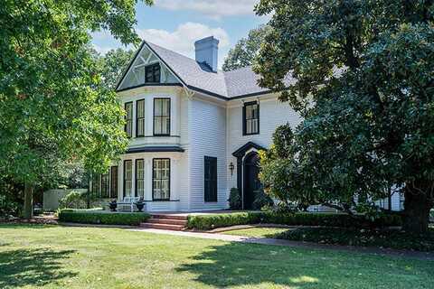 230 E Lexington Avenue, Danville, KY 40422