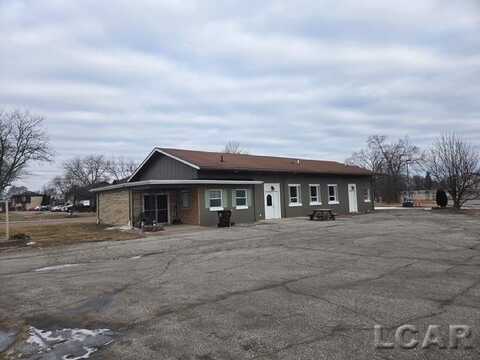 1304 W Maumee, Adrian, MI 49221